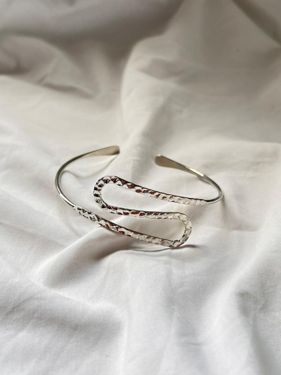 Esclava Aura - miniatura 2